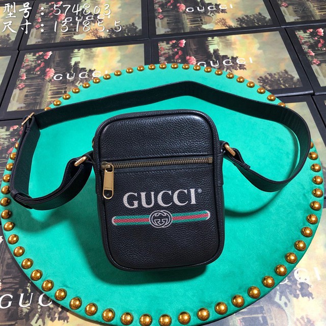 Gucci專櫃款男包 574803 Gucci新款男士全牛皮復古標識印花挎包 古馳情侶款相機包 gqy2113