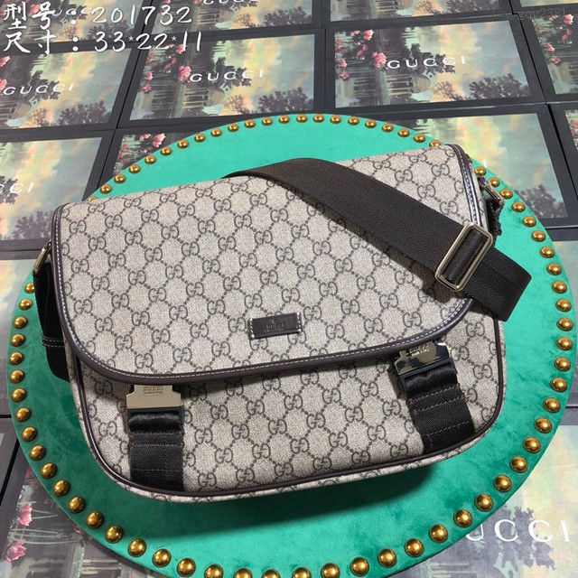 Gucci專櫃款男包 201732 古馳Gucci男士PVC黑色斜挎包 古奇單肩包 gqy2381