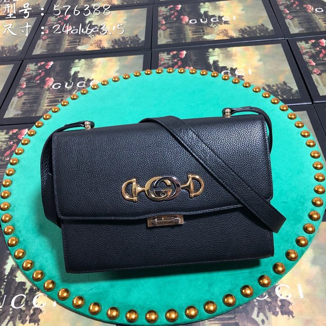 Gucci新款女包 576388 古馳Zumi系列 Gucci小號肩背包 黑色荔枝紋皮 Gucci手提女包 gqy3012