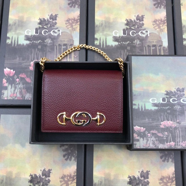 Gucci卡包 570660 古馳2019新款粒面皮革卡夾 Zumi系列鏈條零錢卡包 Gucci女士名片盒 gqy3204