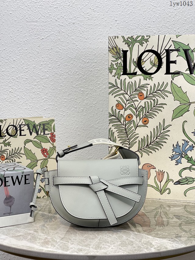 Loewe專櫃2022新款升級版字母寛肩帶馬鞍包 羅意威MiniGateDual手袋斜挎女包腰包胸包 10121 lyw1043