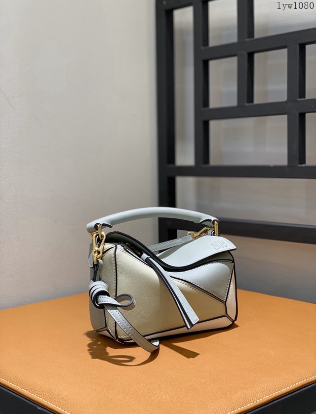 Loewe專櫃經典款2022新顏色迷你女包 羅意威Puzzle系列Mini女款手提肩背包小牛皮幾何包 10173 lyw1080