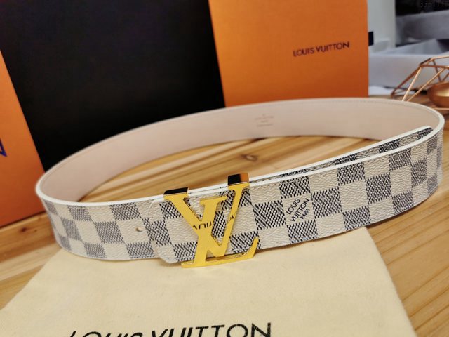 LV新款男士皮帶 路易威登Initiales搭扣雙面腰帶 jjp1715