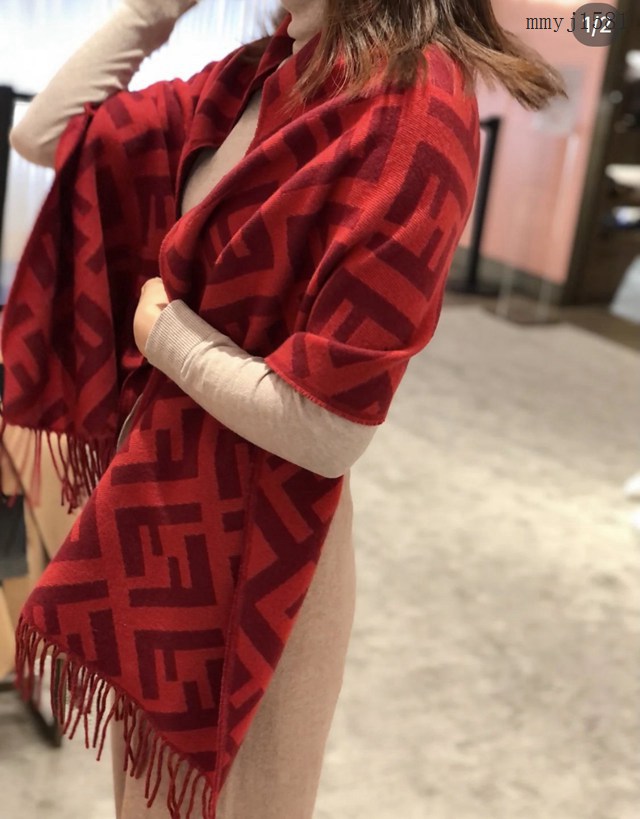 Fendi專櫃新款原單芬迪全幅F羊絨圍巾女士披肩 mmyj1581