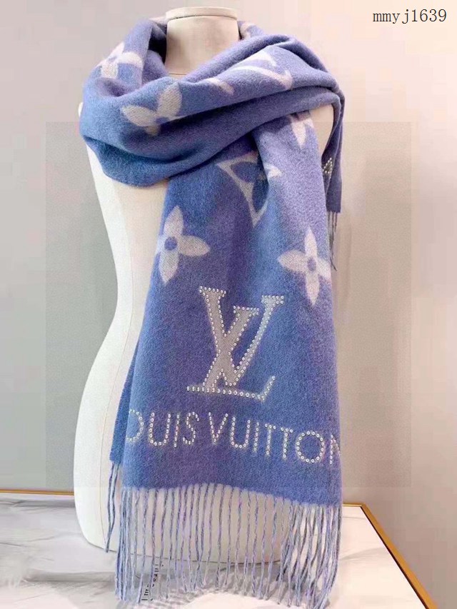 LV專櫃新品路易威登雷克雅維克鉚釘版Studdy Reykjavik羊絨圍巾 mmyj1639