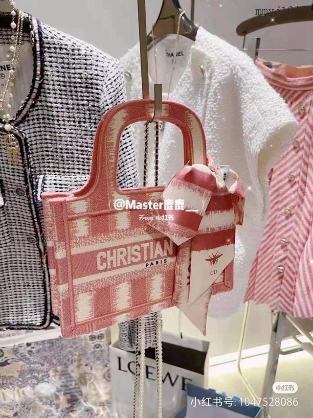 Dior專櫃新款迪奧雙面斜紋真絲束發帶飄帶款可當小圍巾綁頭髮綁手袋 mmyj1646