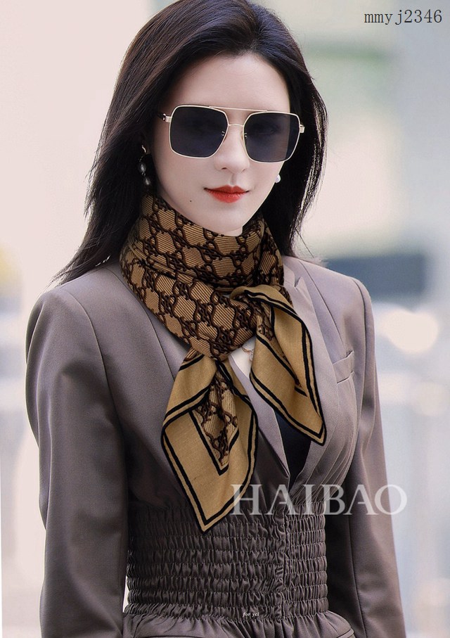 Fendi芬迪FF邊緣撞色頂級山羊絨100方巾女士圍巾 mmyj2346