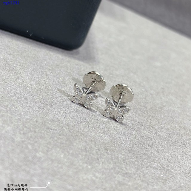 Graff專櫃新款格拉夫滿鑽小蝴蝶耳釘 V金材質 進口11A高碳鑽 zgb1241