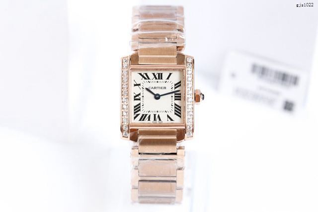 卡地亚手表 Cartier经典款 WSTA0005中号女装腕表 gjs1022