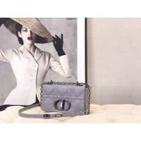 Dior專櫃2022新款灰色槍扣女包 M9241B 迪奧Dior牛皮革藤格紋Caro小號手袋 fkd1687