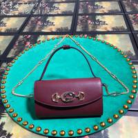 Gucci高仿專櫃女包 564718 Gucci古馳Zumi系列女士手袋 互扣式G馬銜扣 Gucci鏈條單肩斜挎小包  gqy3281