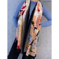 LV專櫃新品路易威登客供銀線羊絨面料長巾女士披肩 mmyj1634