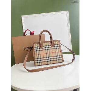 Burberry專櫃新款小號Title泰爾勒手袋 巴寶莉Vintage復古格紋手提肩背女包 yxb1155