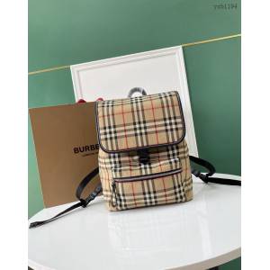 Burberry專櫃新款雙肩包 巴寶莉經典格紋男女款後背包 yxb1194