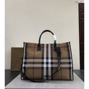 Burberry專櫃新款手提購物袋 巴寶莉棉質格子托特款The Belt貝爾特包 yxb1309