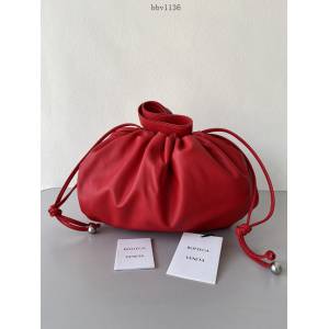 BV專櫃新款手工編織女包 葆蝶家Bottega Veneta抽繩手袋 bbv1136