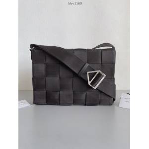 BV專櫃新款手工編織女包 葆蝶家Bv Salon02新品Cassette織帶款大號斜挎包 680514 bbv1169