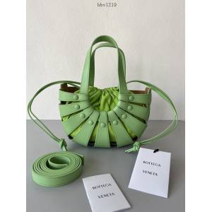 BV專櫃新款手工編織迷你女包 葆蝶家高級小牛皮革鏤空手袋 651819 bbv1219