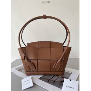 BV專櫃新款寬大手工編織女包 葆蝶家Bottega Veneta Arco33編織焦糖小牛皮手提包 bbv1248