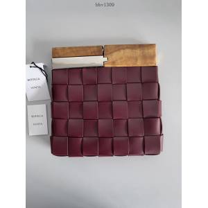 BV專櫃新款手工編織方形開口女包 葆蝶家天然實木手工編織小羊皮手袋 70394 bbv1309