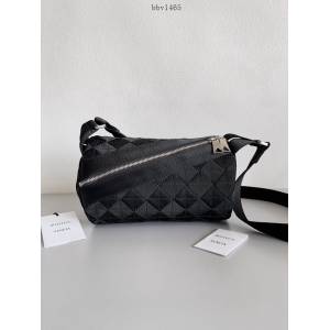 BV專櫃新款手工編織女包 葆蝶家WEBBING迷你旅行包 690966 bbv1465