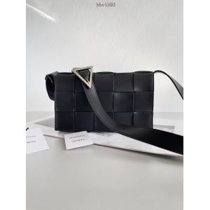 BV專櫃新款手工編織女包 葆蝶家七夕新款拼色CASSETTE單肩斜挎女包 bbv1593