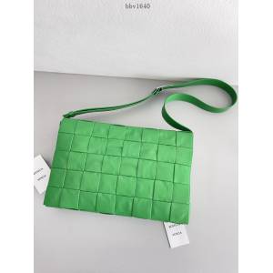 BV專櫃新款手工編織女包 葆蝶家紙質油蠟牛皮Bottega單肩斜跨手拿包 691407 bbv1640