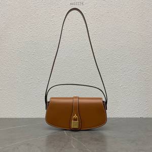 Celine專櫃新款翻蓋鎖扣斜挎包 賽琳TaBou Clutch2021秋冬單品手提肩背女包 xxl1174