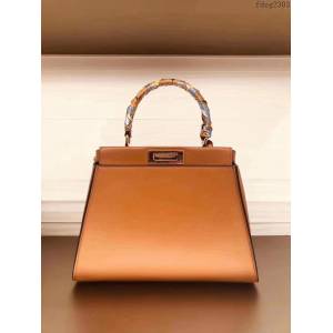 FENDI专柜精品包包 2125 芬迪peekaboo經典款頂級牛皮手提包 fdzg2303