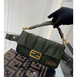 FENDI專櫃精品尼龍材質包包 芬迪Fendi頂級原單手提肩背女包 fdzg2622