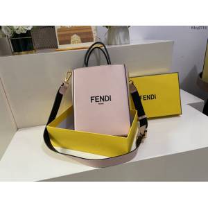 FENDI專櫃精品手機包 芬迪Fendi小號粉紅色皮革手提袋 fdzg2719