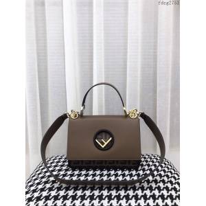 FENDI專櫃精品包包 芬迪Fendi全新Kan i小牛皮手提肩背女包 fdzg2751