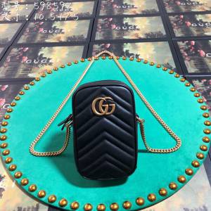 Gucci經典款女包 598597 古馳Gucci迷你豎款相機包 Gucci單肩斜跨女包  gqy2432
