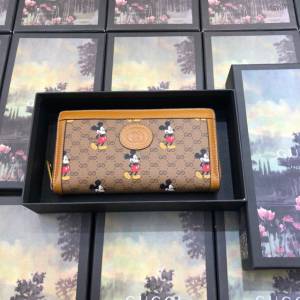 Gucci經典款錢夾錢包 602532 古馳2020新春米奇新款 米奇印花 Gucci拉鏈長錢包  gqy2787