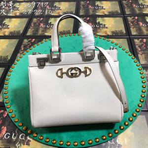Gucci高仿專櫃女包 569712 古馳19春夏Zumi系列 Gucci小號單肩女包 Gucci摔紋全皮手提包  gqy3247