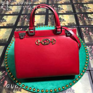 Gucci高仿專櫃女包 564714 古馳19春夏Zumi系列 Gucci中號單肩女包 Gucci平紋皮手提女包  gqy3253