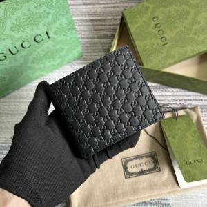 Gucci官網2023新款黑色/小G壓花皮錢包 古馳男士短夾錢包260987 gqy4860