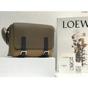 Loewe專櫃新款男包 羅意威military messenger XS小號郵差包 11358 lyw1000
