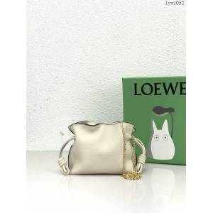 Loewe專櫃2022新款Flamenco小福袋手機包 羅意威純色全皮束口抽繩小挎包手機包 10854 lyw1052