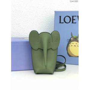 Loewe專櫃2022新款小象手機包 羅意威肩經典款背斜挎小牛皮小象女包 型號11035 lyw1165