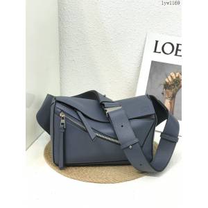 Loewe專櫃新款羅意威男士Puzzle系列腰包深藍色小牛皮單肩斜挎包 型號10176 lyw1169