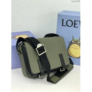 Loewe專櫃經典款信使包男包 羅意威military messenger XS小號郵差包 11357 lyw1179