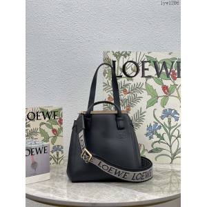 Loewe專櫃新顏色字母肩帶女包 羅意威經典小牛皮Hammok Nugget手提手拎肩背包 10398 lyw1206