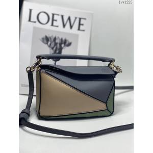Loewe專櫃經典款2022新顏色迷你女包 羅意威Puzzle系列Mini女款手提肩背包小牛皮幾何包 10173 lyw1225