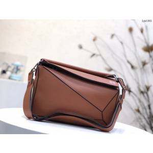 Loewe專櫃羅意威女款Puzzle系列中號拼色純色手提手拎單肩斜挎包 10171 lyw1301