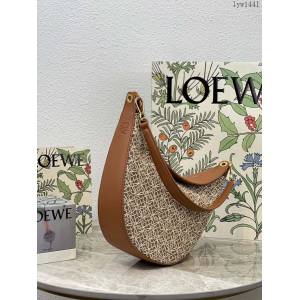 Loewe專櫃最新Luna系列月亮包 羅意威女款肩背包腋下包 10195 lyw1441