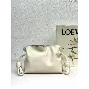 Loewe專櫃新款小牛皮束口抽繩福袋女款肩背包 羅意威Flamenco系列升級版迷你福袋 10855 lyw1454