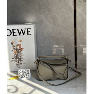 Loewe專櫃經典款2022新顏色迷你女包 羅意威Puzzle系列Mini女款手提肩背包小牛皮幾何包 10173 lyw1510