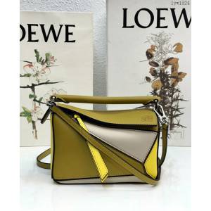 Loewe專櫃經典款2022新顏色迷你女包 羅意威Puzzle系列Mini女款手提肩背包小牛皮幾何包 10173 lyw1524
