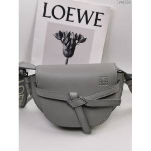 Loewe羅意威迷你珍珠灰色升級版字母寛肩帶馬鞍包MiniGateDual手袋 lyw1554
